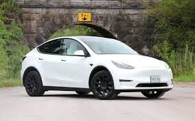 selling tesla Y